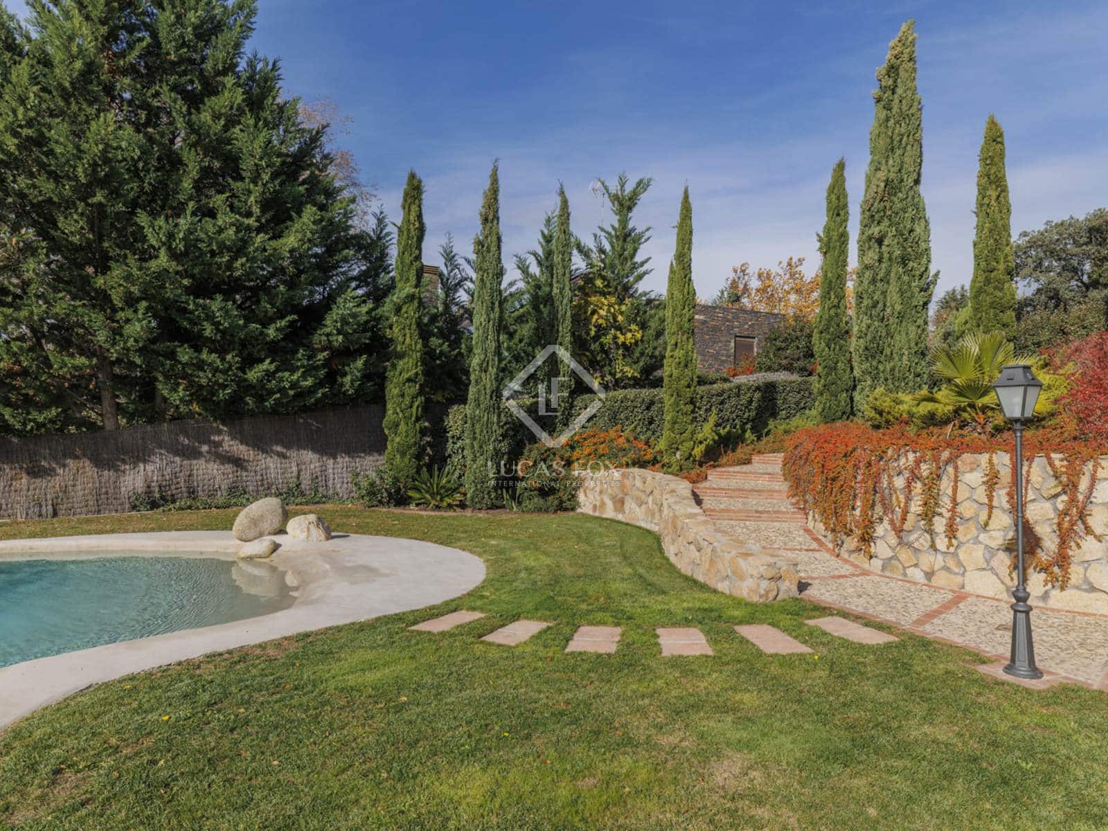 5 soveværelse Villa til salg i Las Rozas de Madrid med swimmingpool garage - € 2.375.000 (Ref: 8664659)