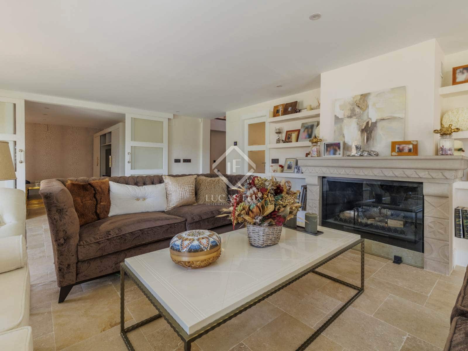 5 soveværelse Villa til salg i Las Rozas de Madrid med swimmingpool garage - € 2.375.000 (Ref: 8664659)