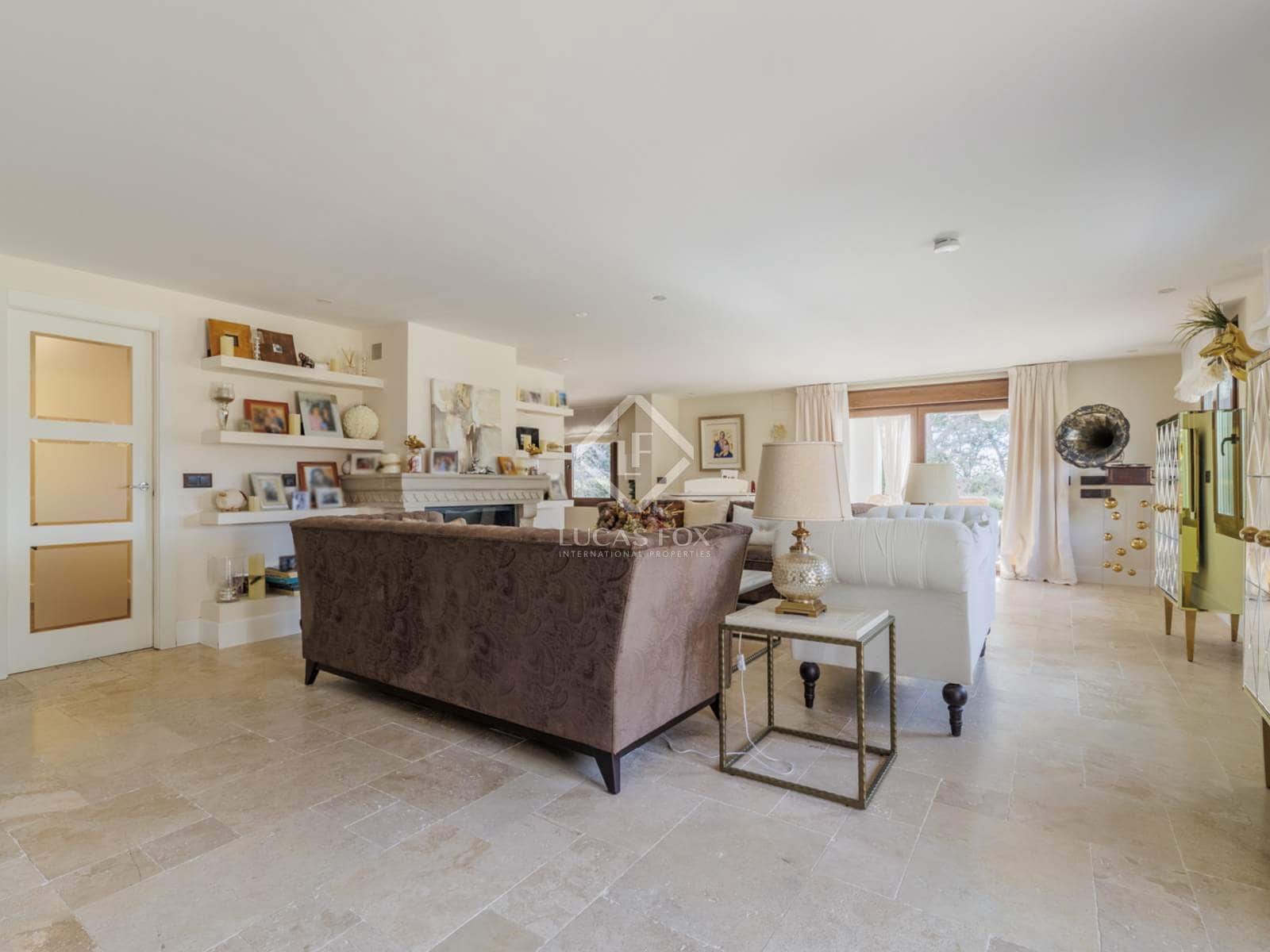 5 soveværelse Villa til salg i Las Rozas de Madrid med swimmingpool garage - € 2.375.000 (Ref: 8664659)