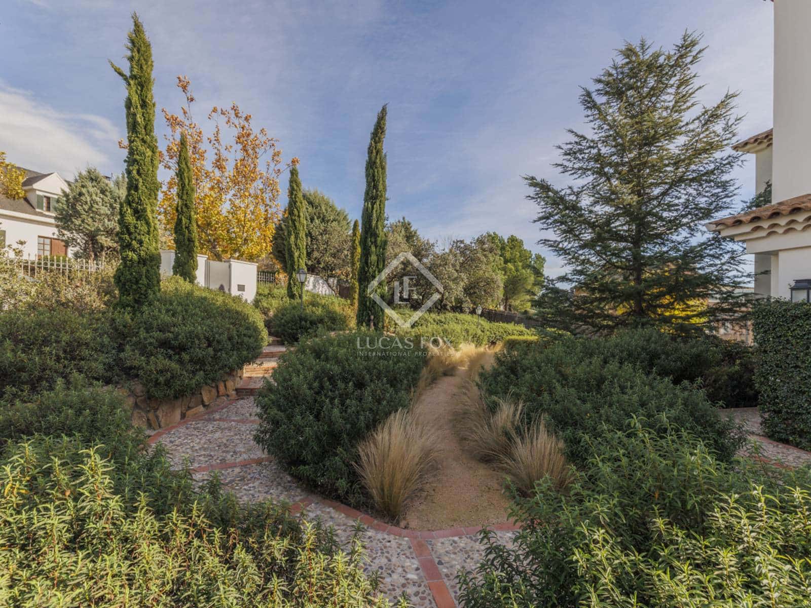 5 soveværelse Villa til salg i Las Rozas de Madrid med swimmingpool garage - € 2.375.000 (Ref: 8664659)