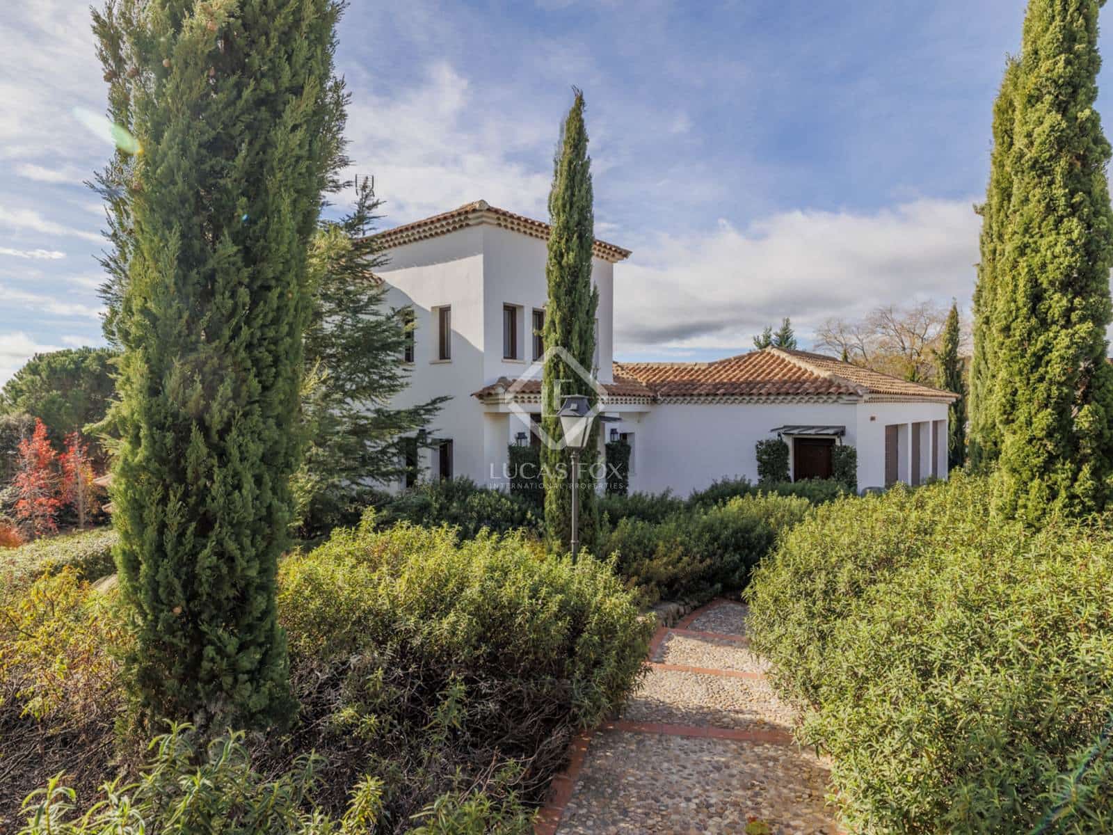 5 soveværelse Villa til salg i Las Rozas de Madrid med swimmingpool garage - € 2.375.000 (Ref: 8664659)