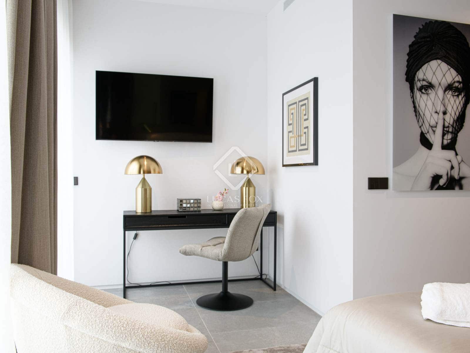 6 bedroom Villa for sale in Ibiza / Eivissa town with pool garage - € 4,500,000 (Ref: 8666977)