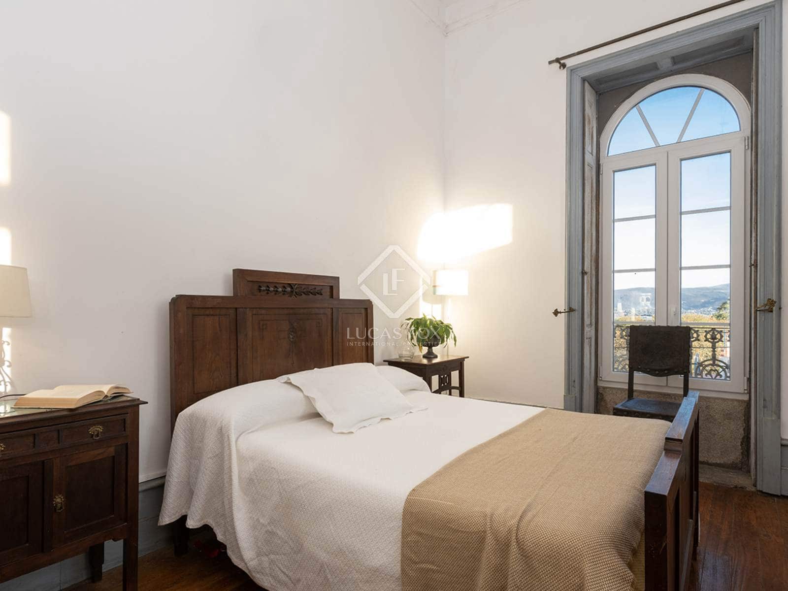 6 makuuhuone Huvila myytävänä paikassa A Guarda mukana 
autotalli - 535 000 € (Ref: 8671311)