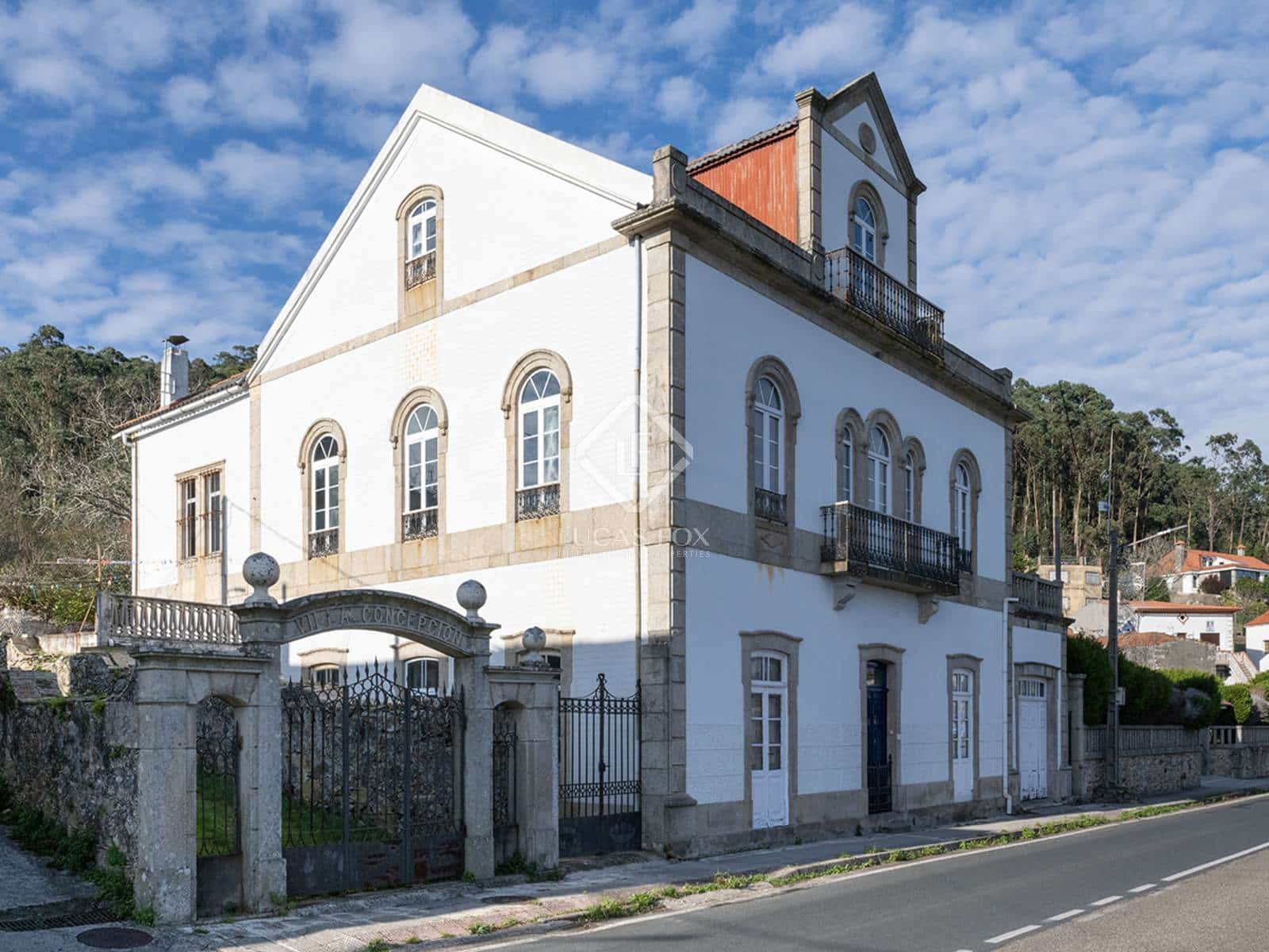 6 makuuhuone Huvila myytävänä paikassa A Guarda mukana 
autotalli - 535 000 € (Ref: 8671311)