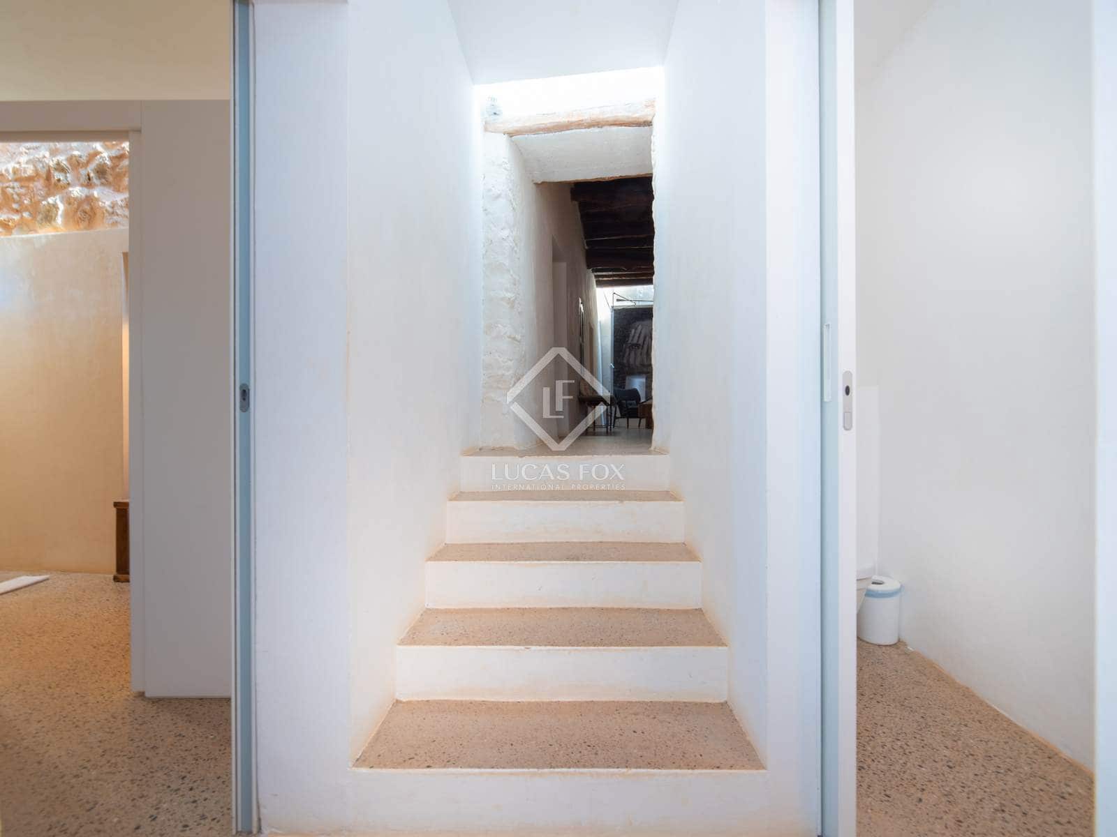 7 sypialnia Willa na sprzedaż w Santa Eulalia / Santa Eularia z basenem garażem - 7 300 000 € (Ref: 8671480)