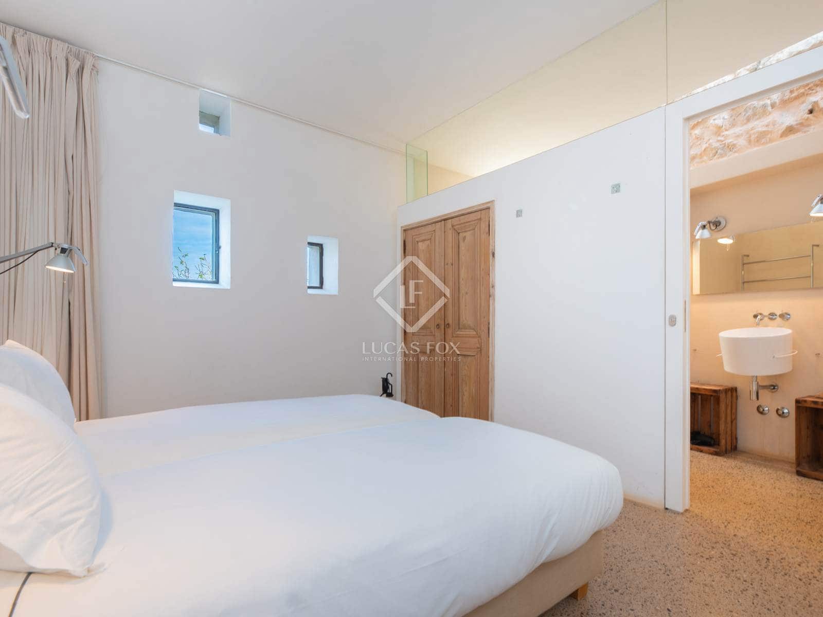 7 sypialnia Willa na sprzedaż w Santa Eulalia / Santa Eularia z basenem garażem - 7 300 000 € (Ref: 8671480)