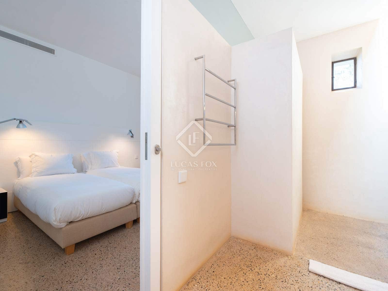 7 sypialnia Willa na sprzedaż w Santa Eulalia / Santa Eularia z basenem garażem - 7 300 000 € (Ref: 8671480)