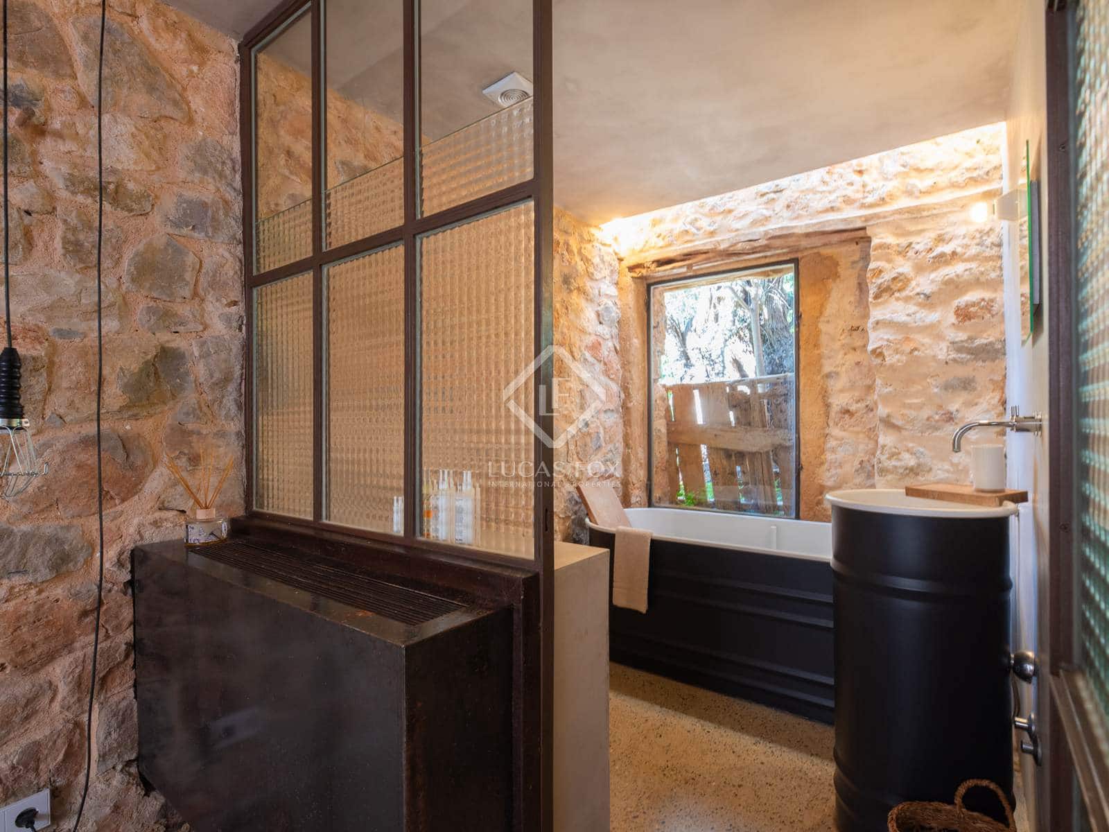 7 sypialnia Willa na sprzedaż w Santa Eulalia / Santa Eularia z basenem garażem - 7 300 000 € (Ref: 8671480)