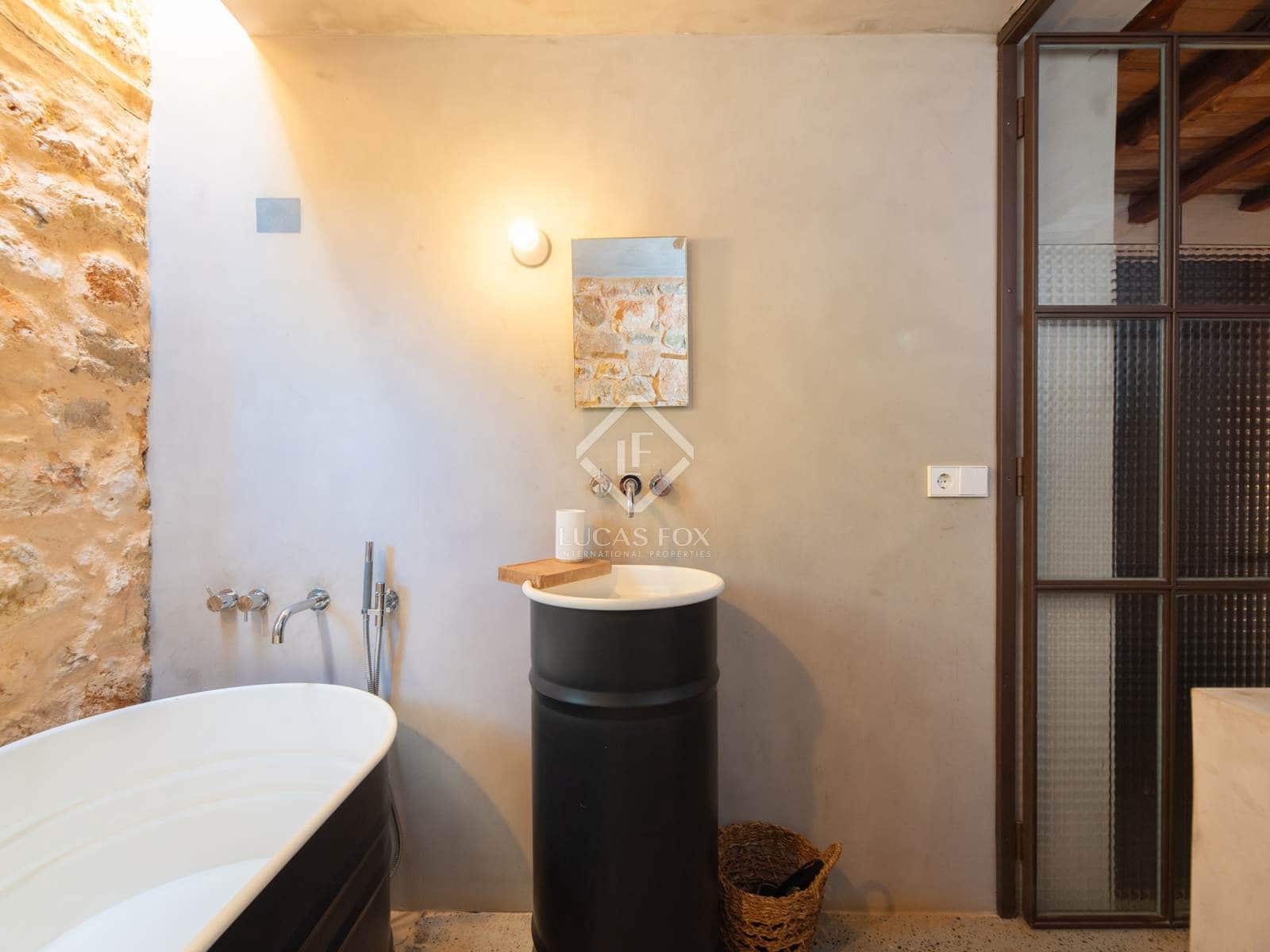 7 sypialnia Willa na sprzedaż w Santa Eulalia / Santa Eularia z basenem garażem - 7 300 000 € (Ref: 8671480)