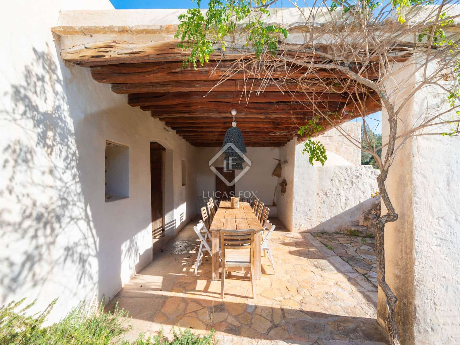 7 sypialnia Willa na sprzedaż w Santa Eulalia / Santa Eularia z basenem garażem - 7 300 000 € (Ref: 8671480)