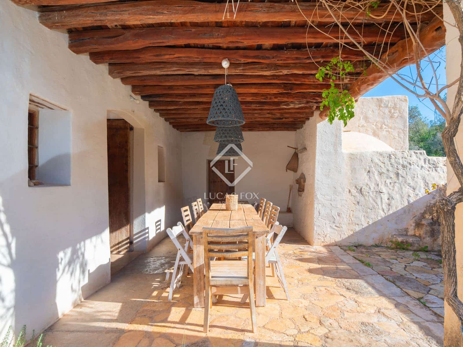 7 sypialnia Willa na sprzedaż w Santa Eulalia / Santa Eularia z basenem garażem - 7 300 000 € (Ref: 8671480)