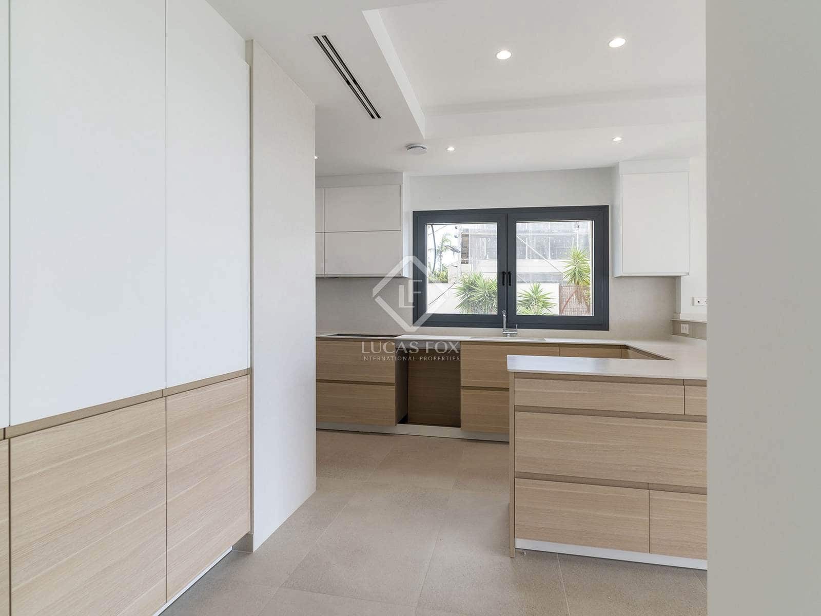 5 soverom Villa til salgs i Altea med svømmebasseng garasje - € 2 950 000 (Ref: 8674987)