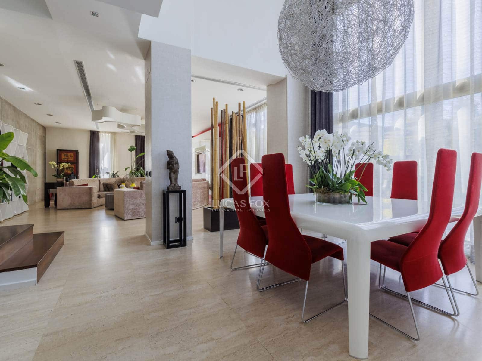 4 bedroom Villa for sale in Madrid city with pool garage - € 2,750,000 (Ref: 8674988)