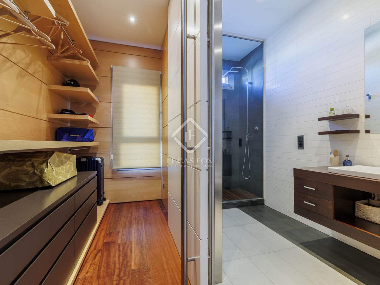 4 bedroom Villa for sale in Madrid city with pool garage - € 2,750,000 (Ref: 8674988)