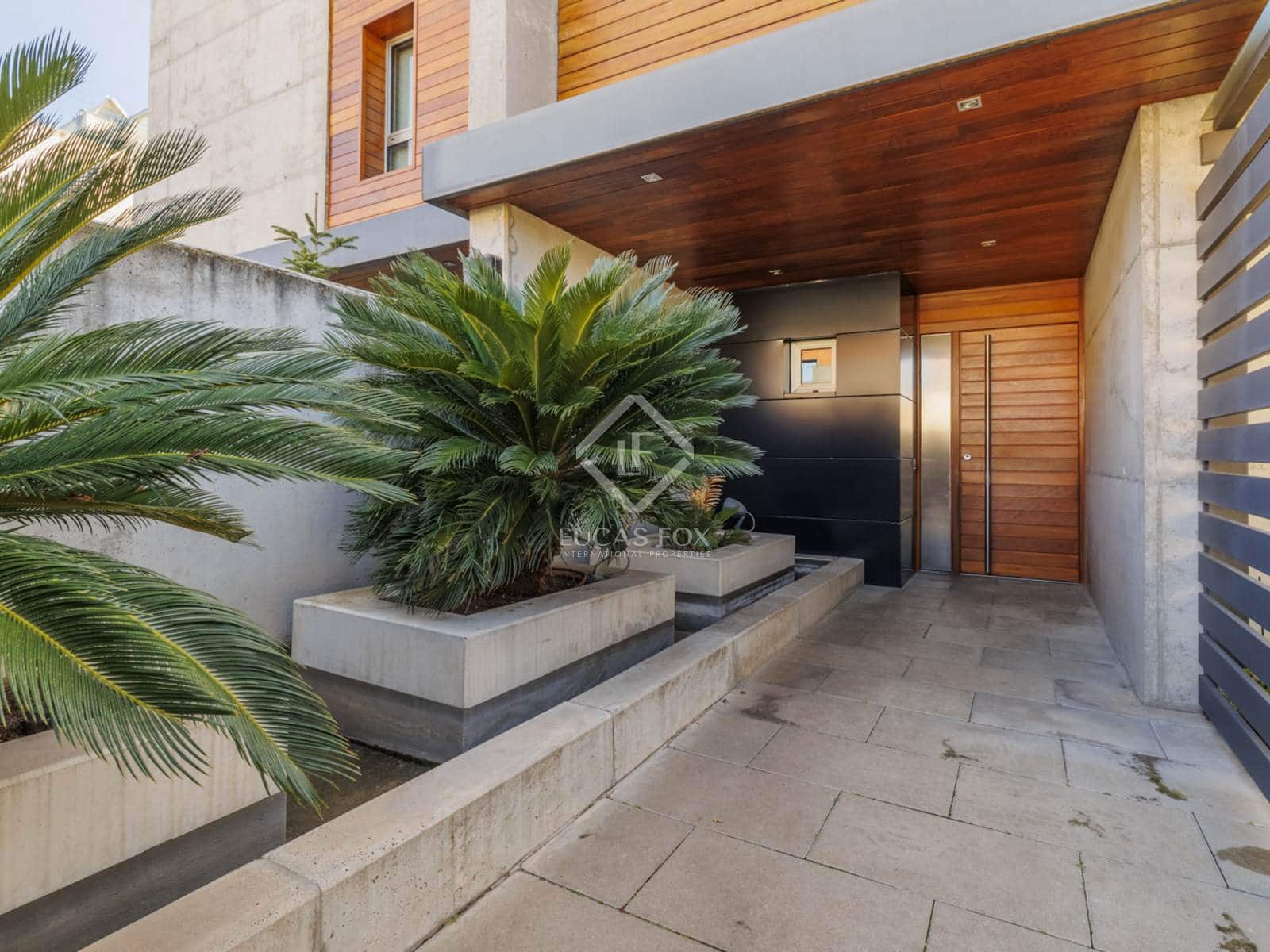 4 soveværelse Villa til salg i Madrid by med swimmingpool garage - € 2.590.000 (Ref: 8674988)