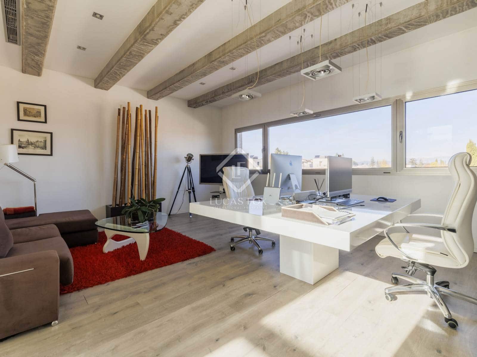 4 bedroom Villa for sale in Madrid city with pool garage - € 2,750,000 (Ref: 8674988)