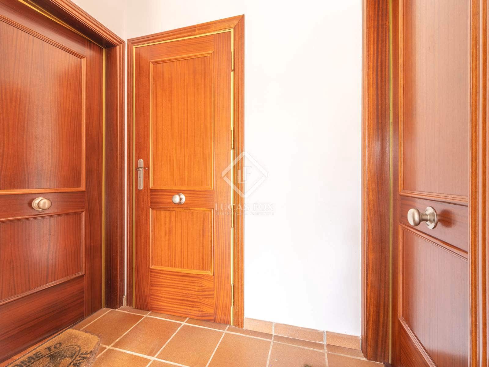 6 slaapkamer Villa te koop in Sitges met zwembad garage - € 900.000 (Ref: 8675027)