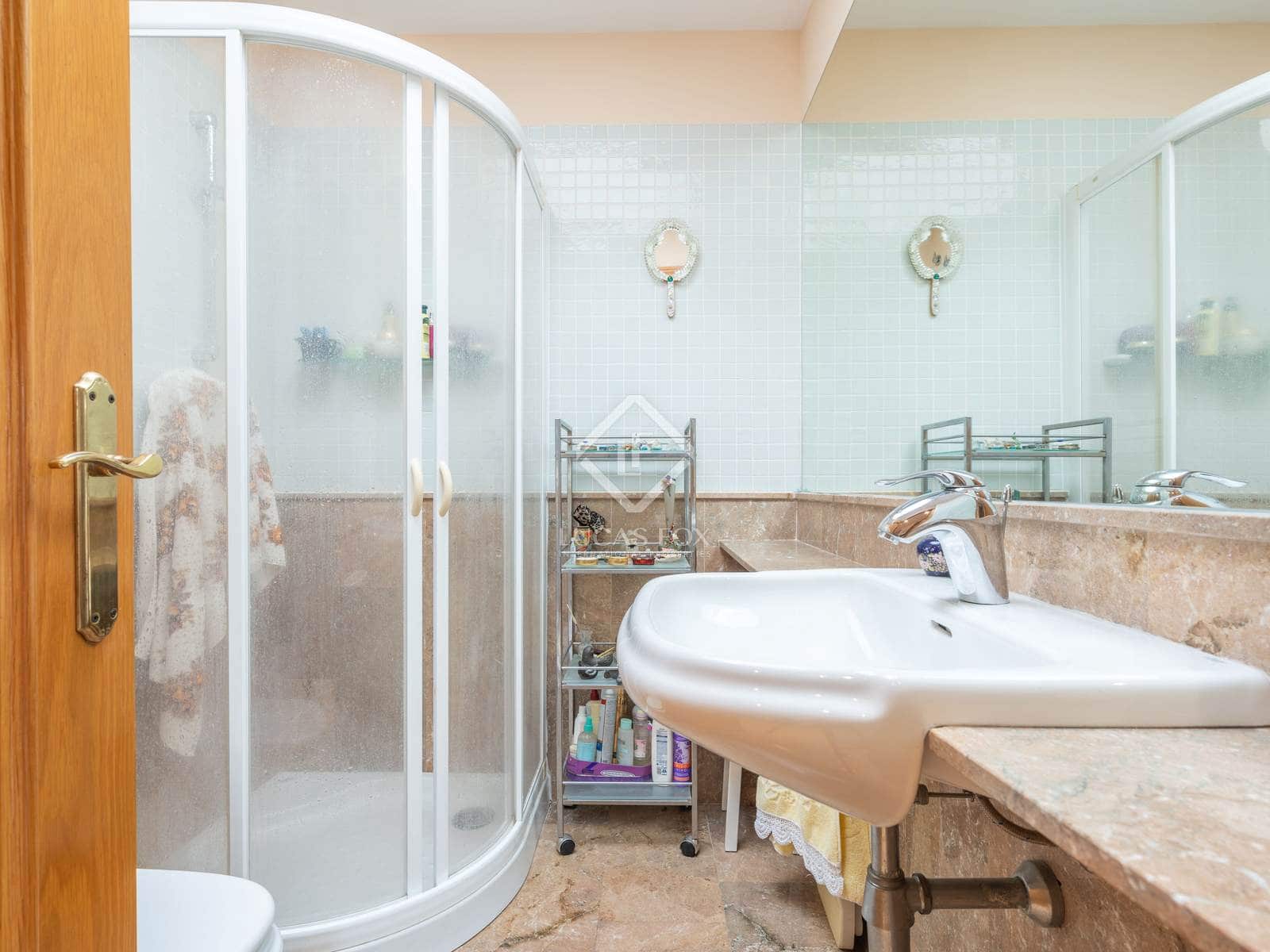 6 slaapkamer Villa te koop in Sitges met zwembad garage - € 900.000 (Ref: 8675027)