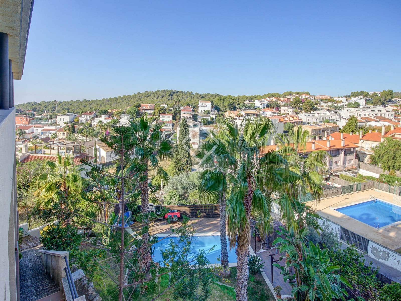 6 slaapkamer Villa te koop in Sitges met zwembad garage - € 900.000 (Ref: 8675027)