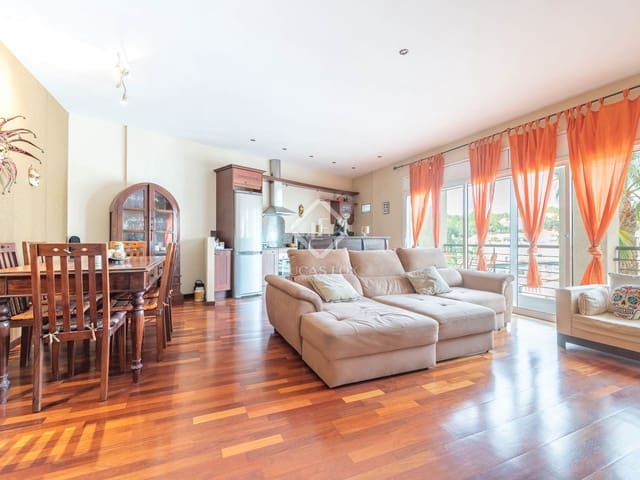 6 slaapkamer Villa te koop in Sitges met zwembad garage - € 900.000 (Ref: 8675027)