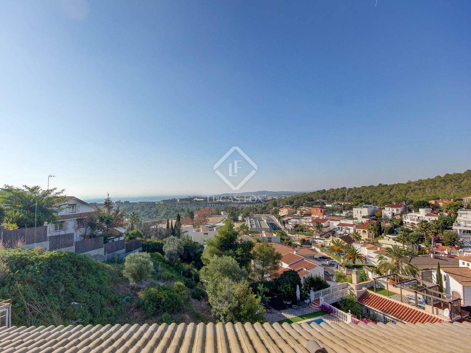 6 slaapkamer Villa te koop in Sitges met zwembad garage - € 900.000 (Ref: 8675027)