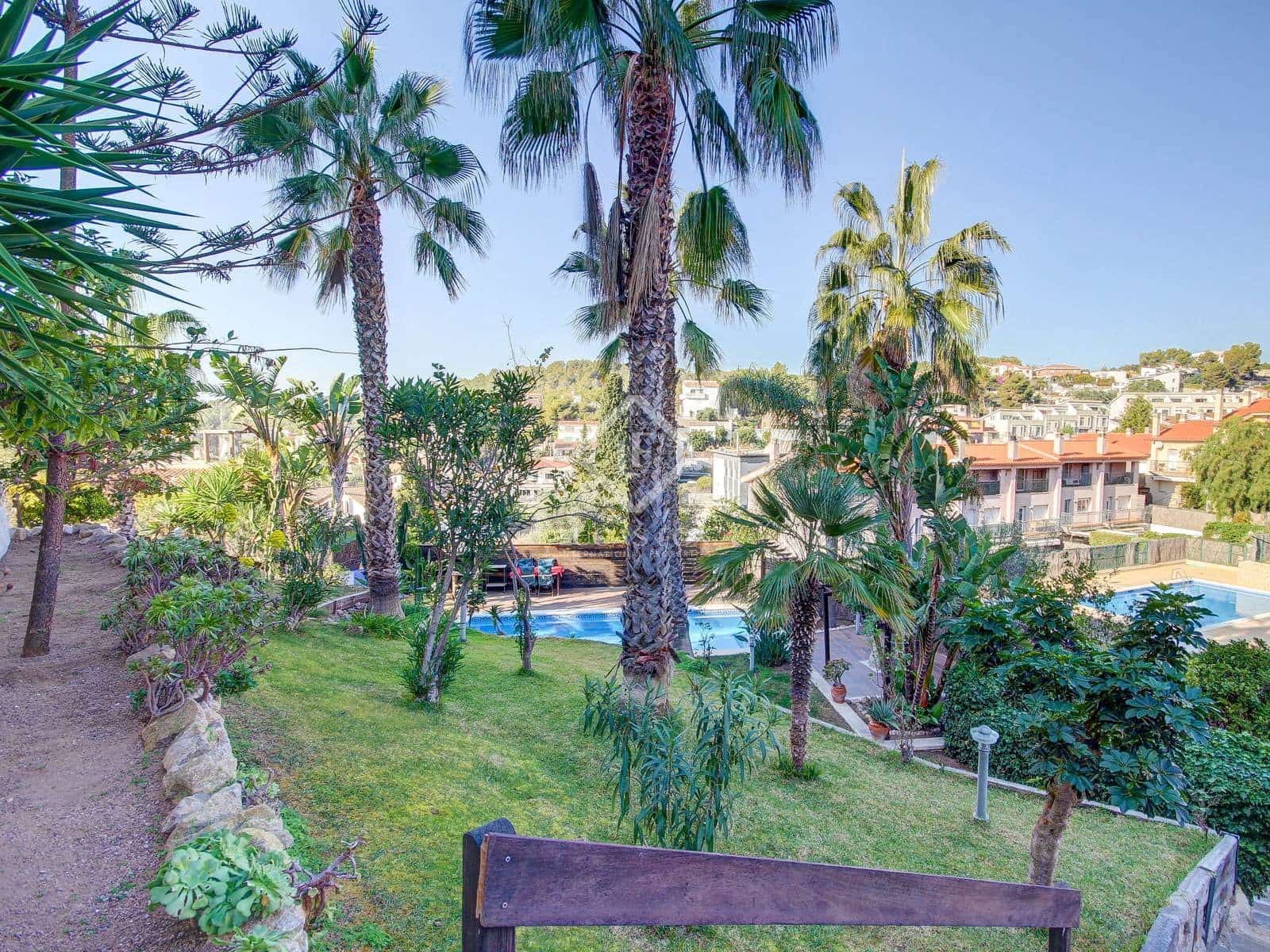 6 slaapkamer Villa te koop in Sitges met zwembad garage - € 900.000 (Ref: 8675027)