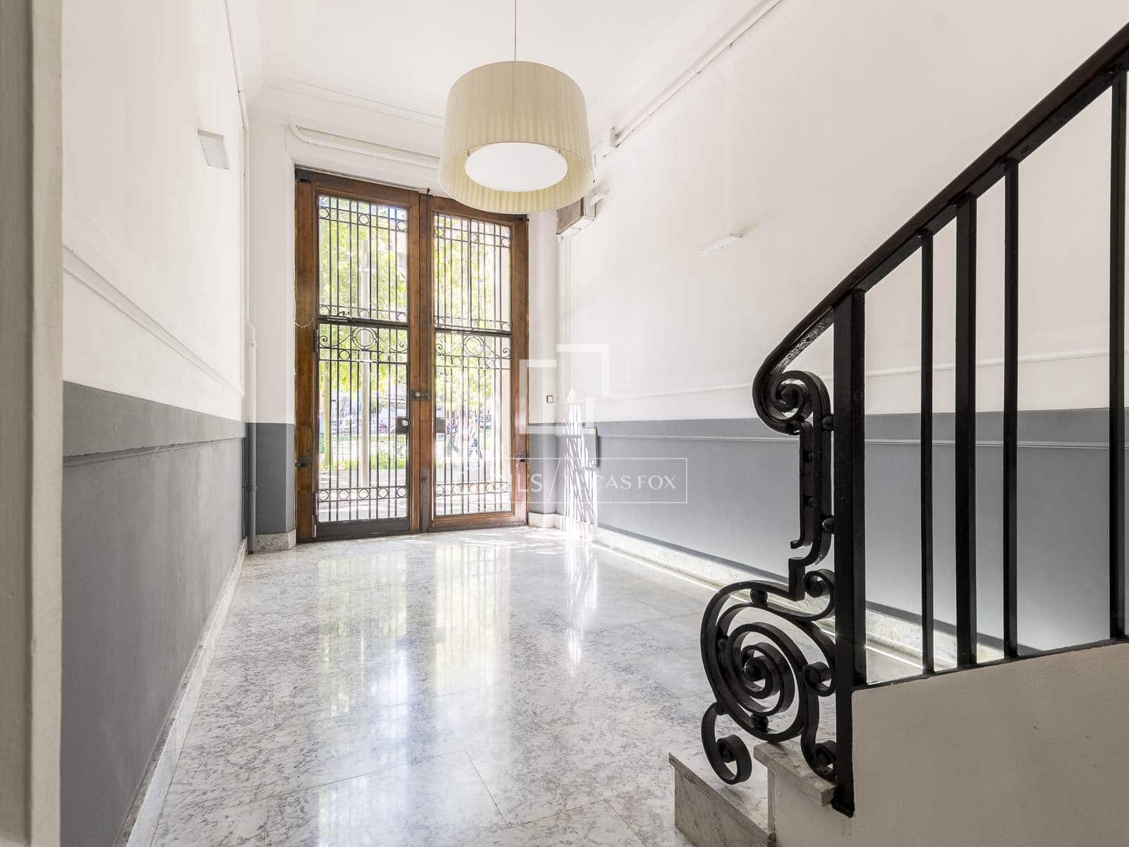 4 soveværelse Lejlighed til salg i Barcelona by - € 2.350.000 (Ref: 8676649)