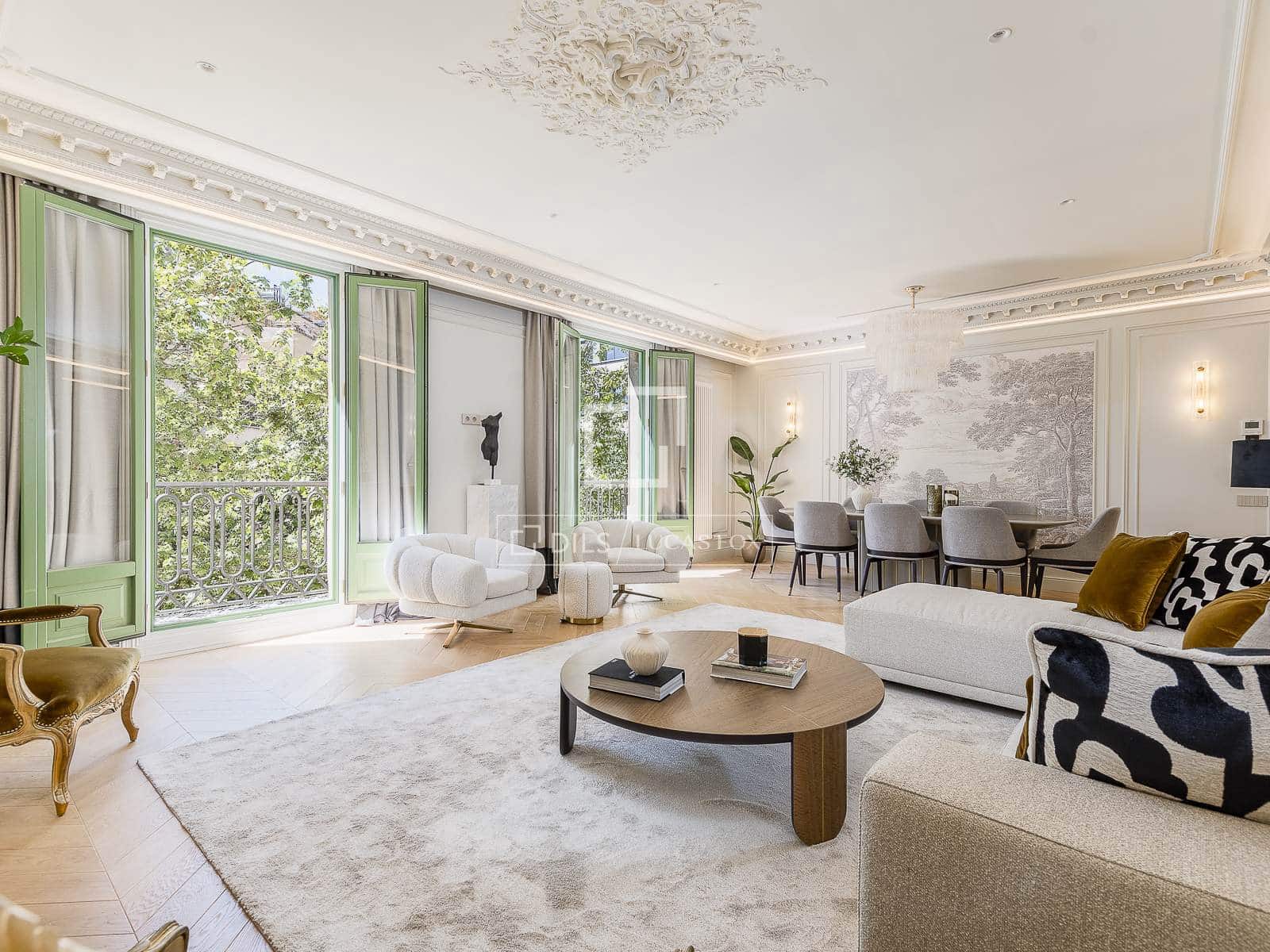 4 soveværelse Lejlighed til salg i Barcelona by - € 2.350.000 (Ref: 8676649)