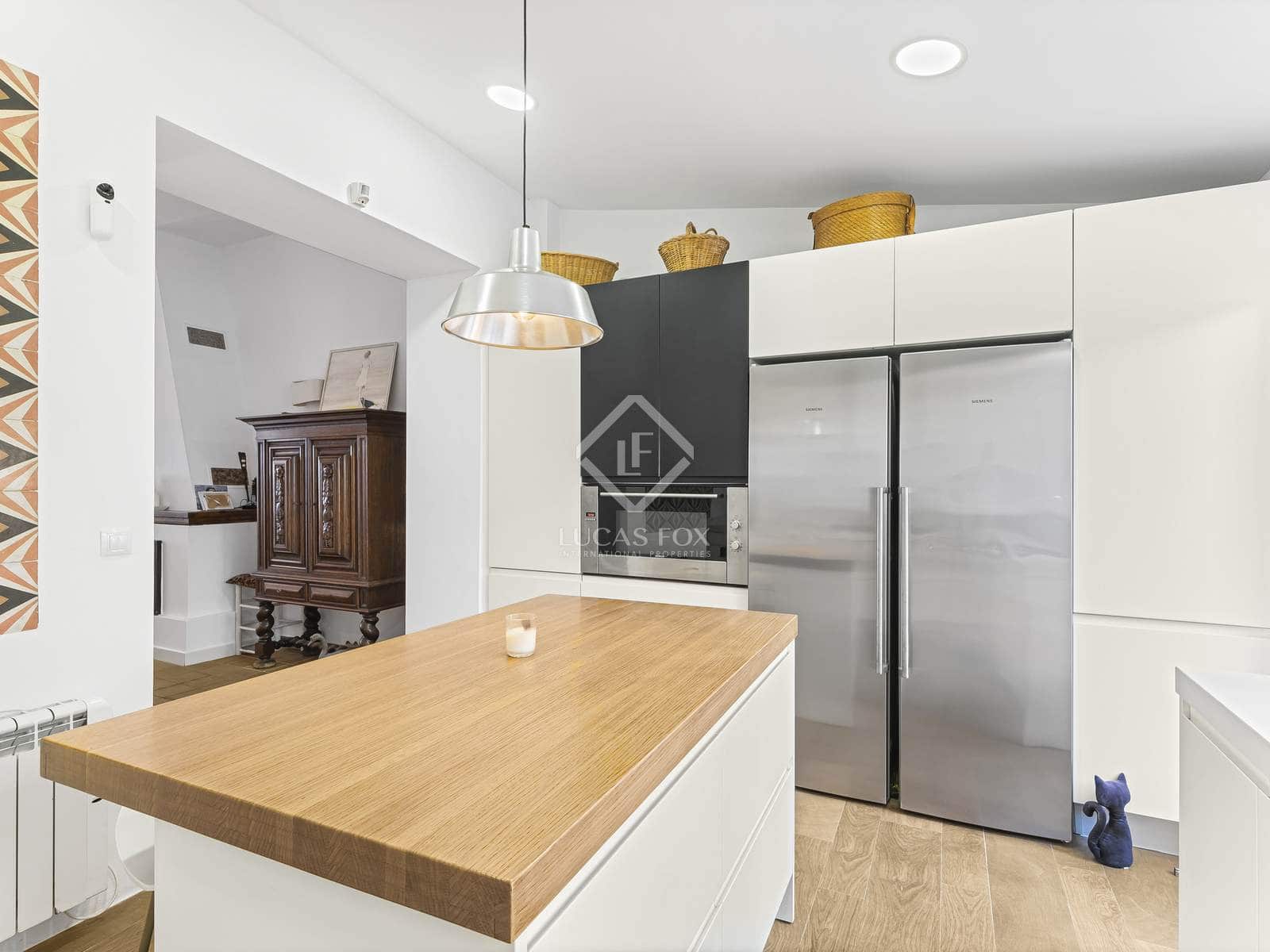 4 makuuhuone Huvila myytävänä paikassa El Campello - 1 138 500 € (Ref: 8676788)