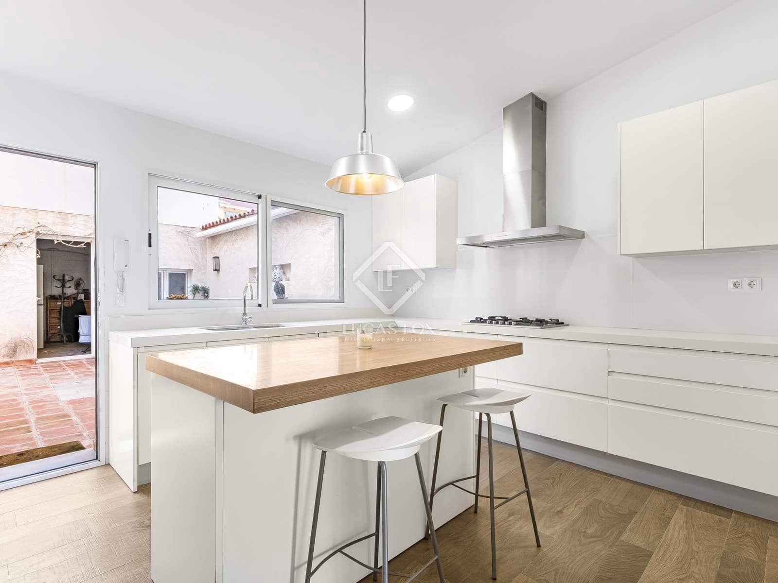 4 makuuhuone Huvila myytävänä paikassa El Campello - 1 138 500 € (Ref: 8676788)