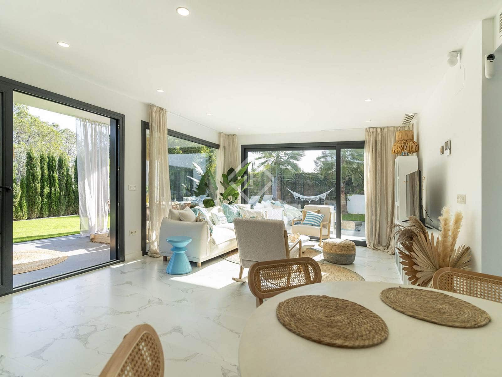 3 Zimmer Villa zu verkaufen in Polop mit Pool Garage - 685.000 € (Ref: 8676789)