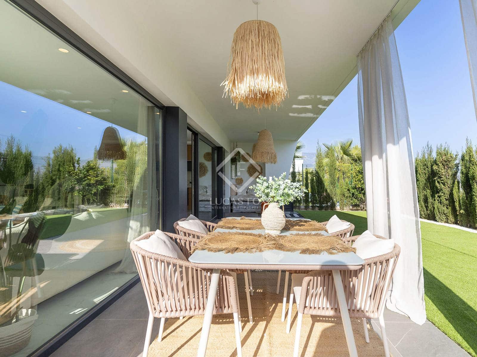 3 Zimmer Villa zu verkaufen in Polop mit Pool Garage - 685.000 € (Ref: 8676789)