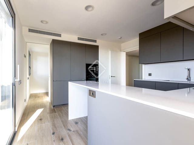 4 quarto Penthouse para venda em Esplugues de Llobregat com piscina garagem - 2 211 000 € (Ref: 8678808)