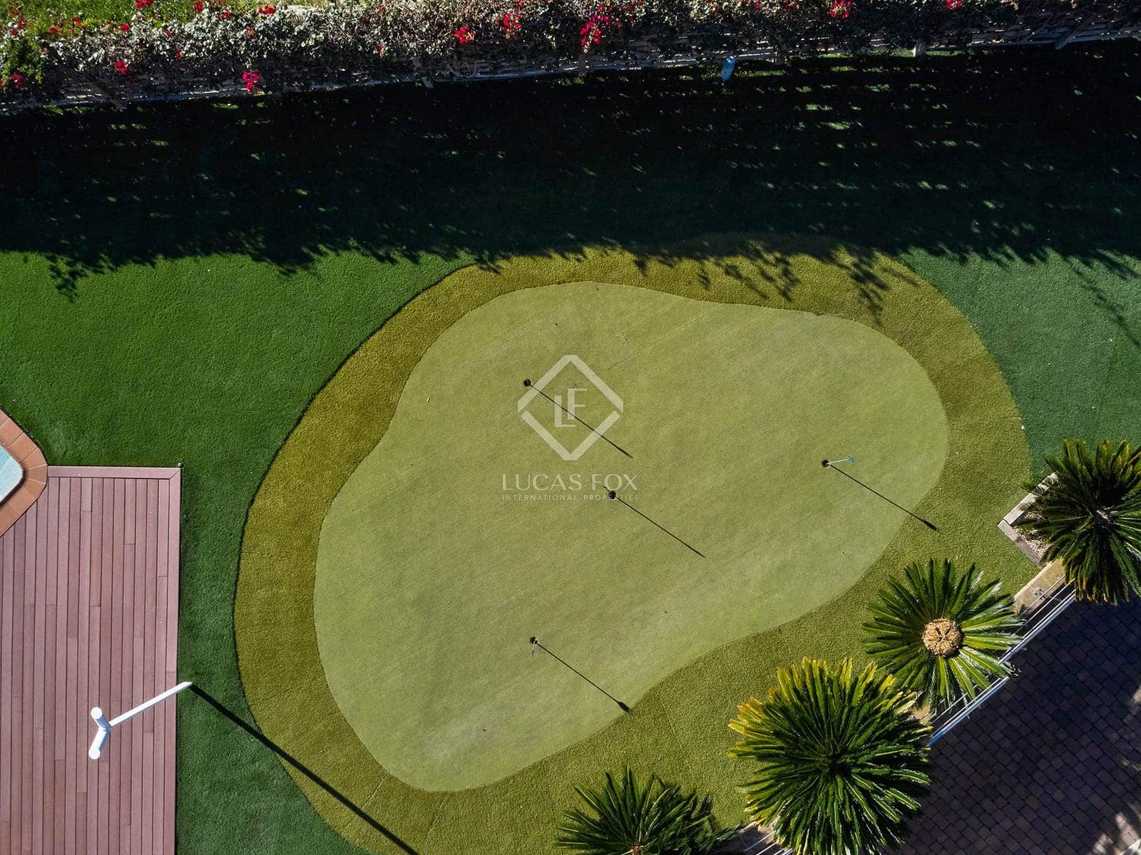 5 makuuhuone Huvila myytävänä paikassa Sant Vicenc de Montalt mukana uima-altaan 
autotalli - 1 215 000 € (Ref: 8679204)