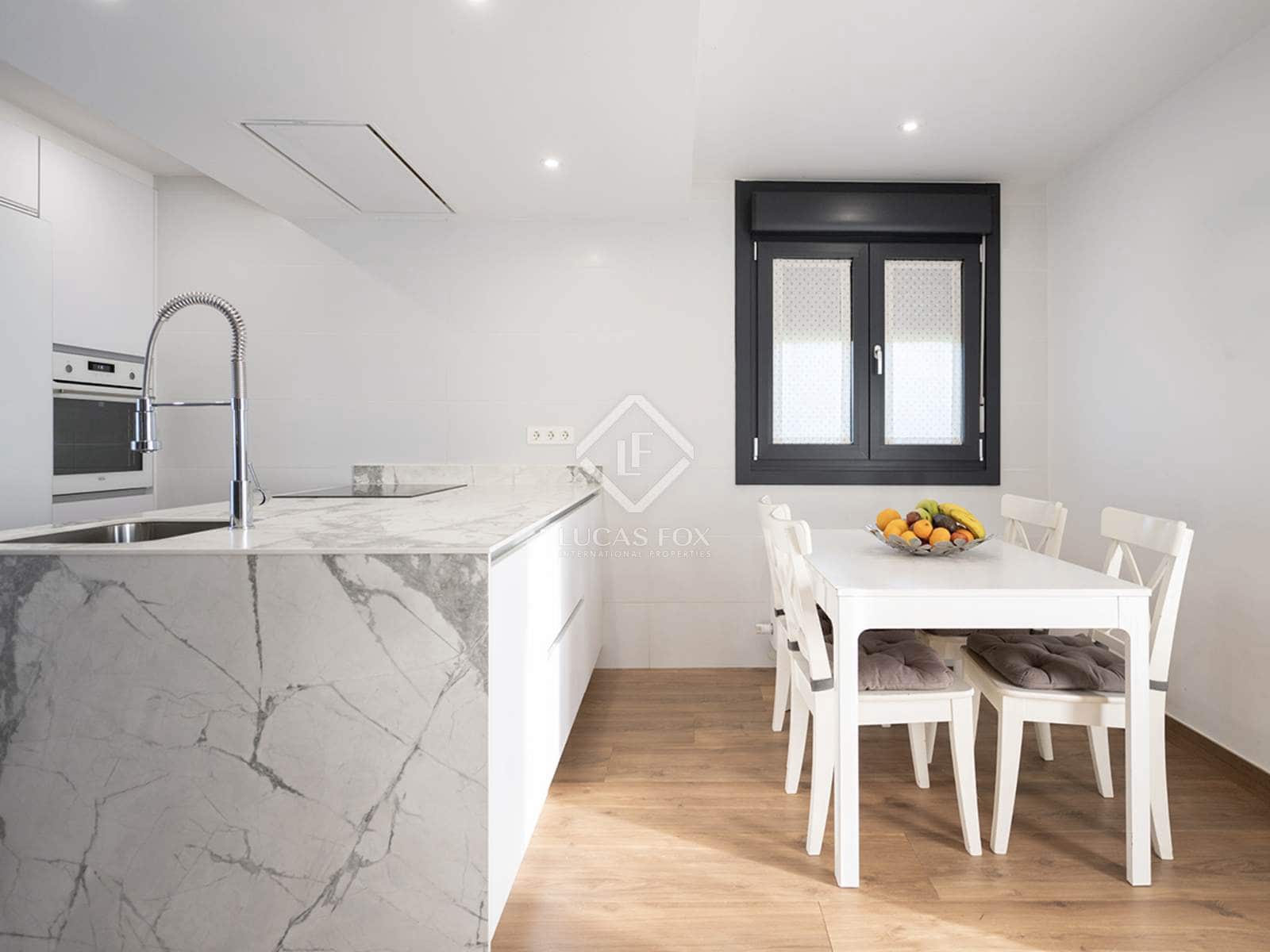 4 bedroom Villa for sale in Redondela with garage - € 545,000 (Ref: 8681037)