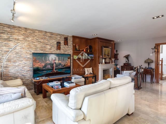 4 bedroom Villa for sale in Calonge i Sant Antoni with pool garage - € 895,000 (Ref: 8685306)