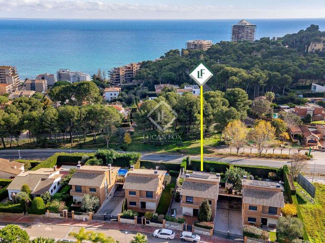 4 chambre Villa/Maison à vendre à Calonge i Sant Antoni avec piscine garage - 850 000 € (Ref: 8685306)
