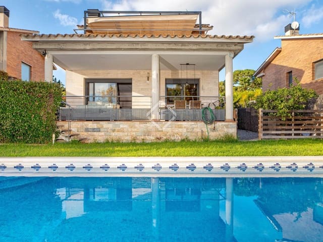 4 bedroom Villa for sale in Calonge i Sant Antoni with pool garage - € 895,000 (Ref: 8685306)