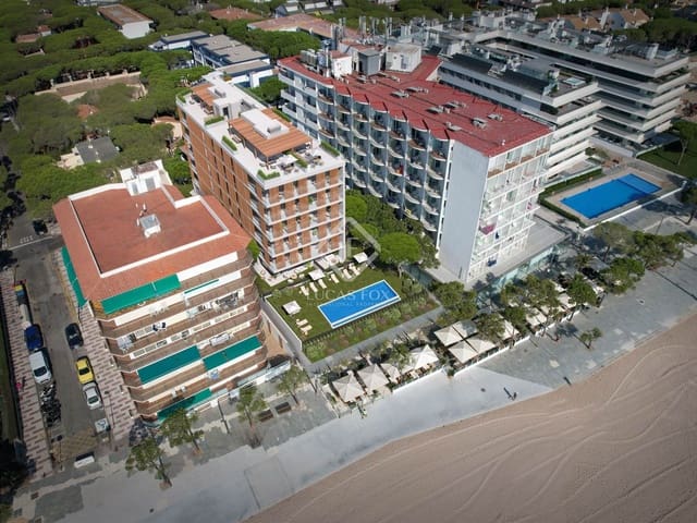 3 soveværelse Lejlighed til salg i Platja d'Aro, Castell-Platja d'Aro med swimmingpool - € 790.000 (Ref: 8685627)