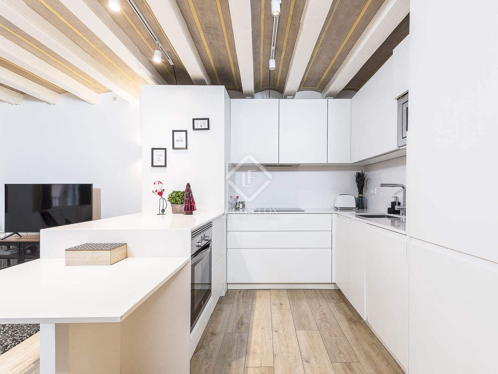 2 bedroom Apartment for sale in Barcelona city - € 485,000 (Ref: 8686525)