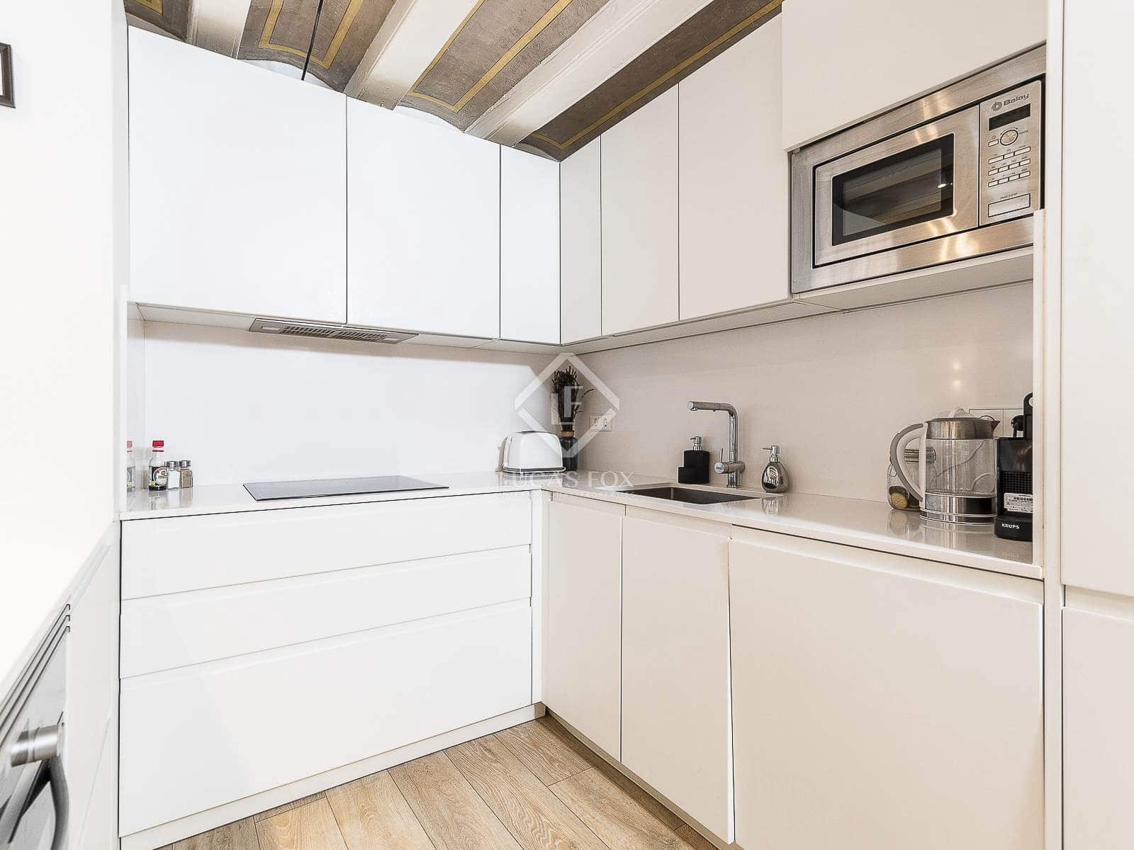 2 bedroom Apartment for sale in Barcelona city - € 485,000 (Ref: 8686525)