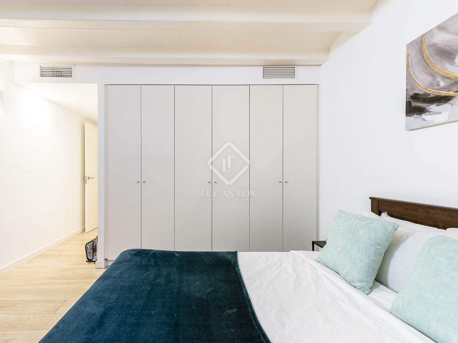 2 bedroom Apartment for sale in Barcelona city - € 485,000 (Ref: 8686525)