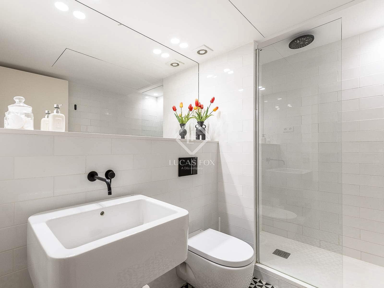 2 bedroom Apartment for sale in Barcelona city - € 485,000 (Ref: 8686525)