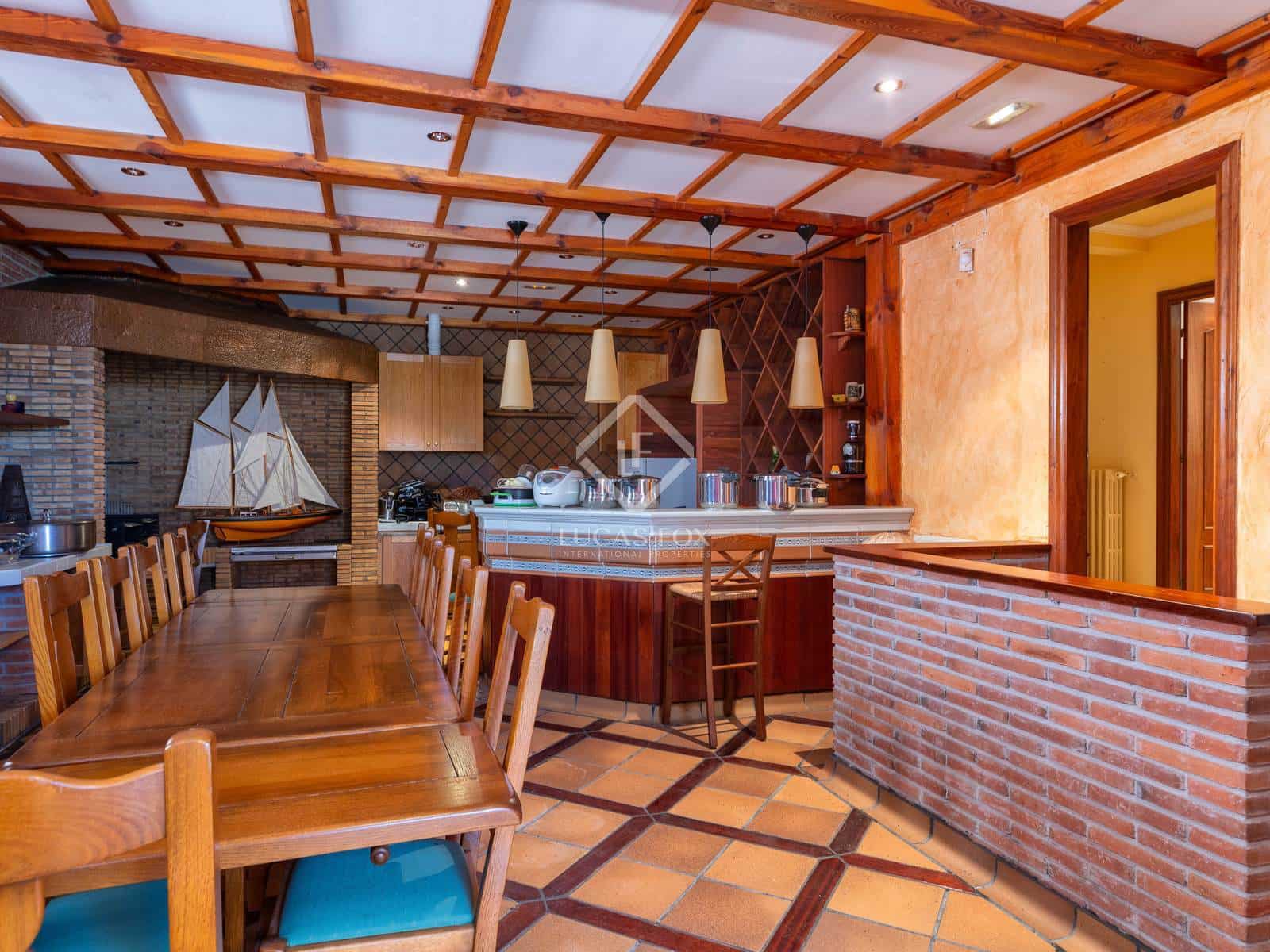 6 soveværelse Villa til salg i Lloret de Mar med swimmingpool garage - € 1.925.000 (Ref: 8686675)