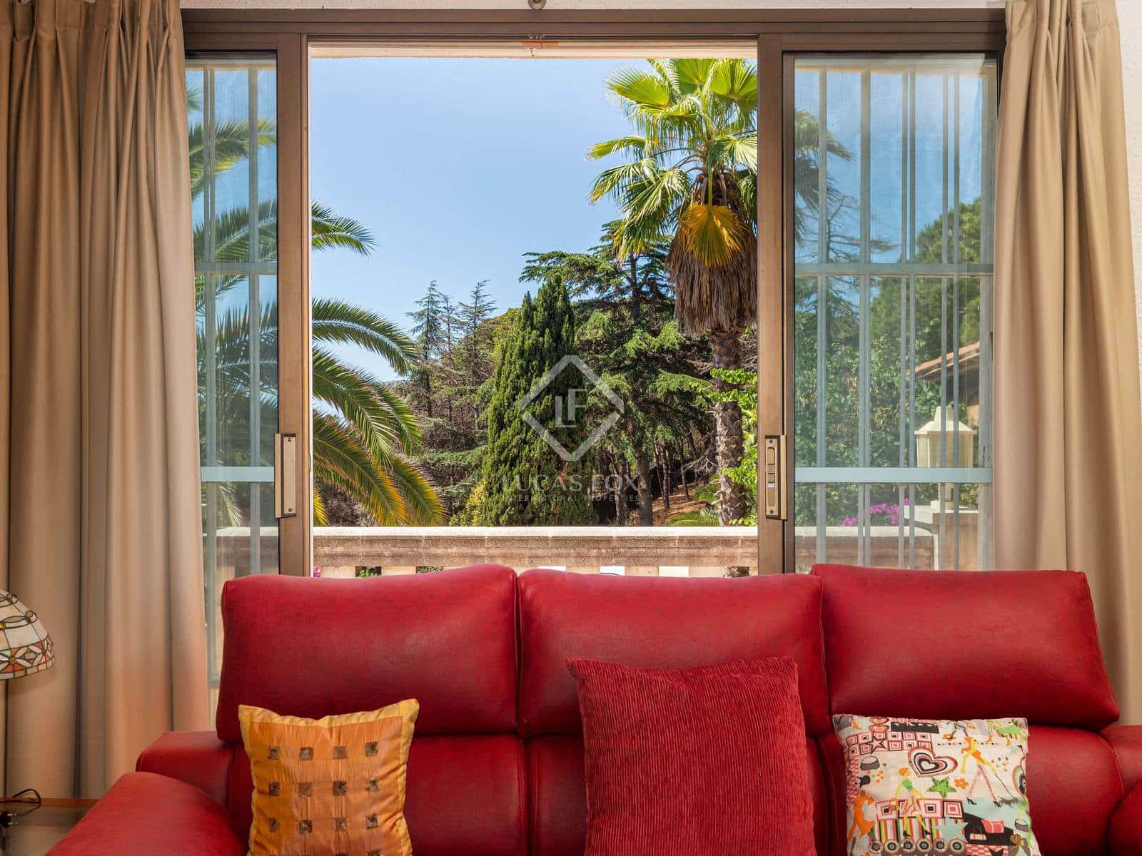 6 soveværelse Villa til salg i Lloret de Mar med swimmingpool garage - € 1.925.000 (Ref: 8686675)