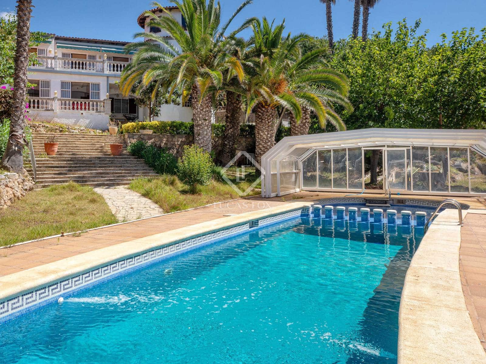 6 soveværelse Villa til salg i Lloret de Mar med swimmingpool garage - € 1.925.000 (Ref: 8686675)