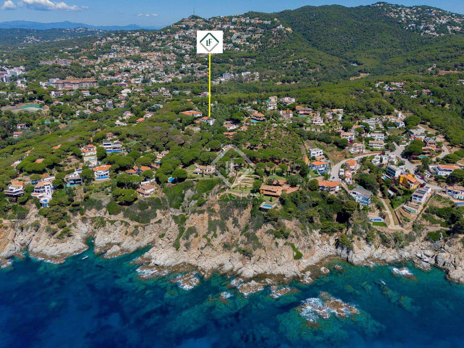 6 soveværelse Villa til salg i Lloret de Mar med swimmingpool garage - € 1.925.000 (Ref: 8686675)