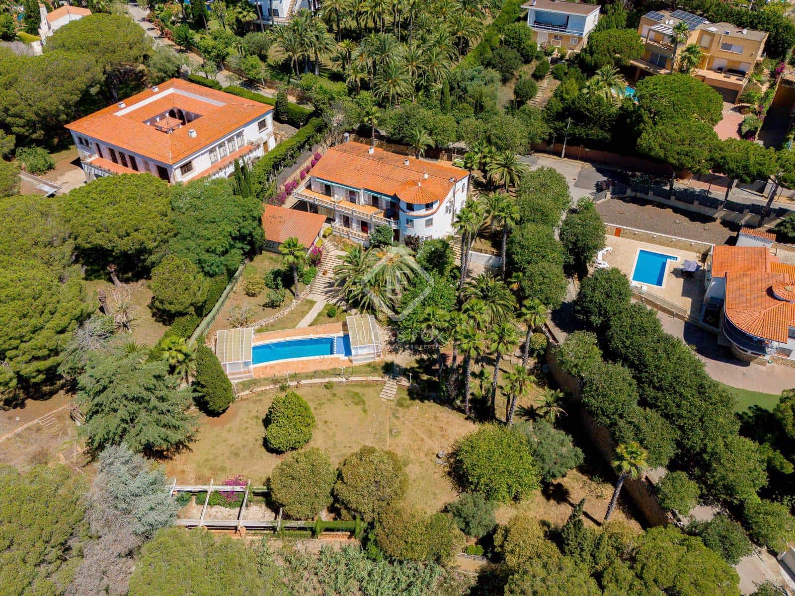 6 soveværelse Villa til salg i Lloret de Mar med swimmingpool garage - € 1.925.000 (Ref: 8686675)
