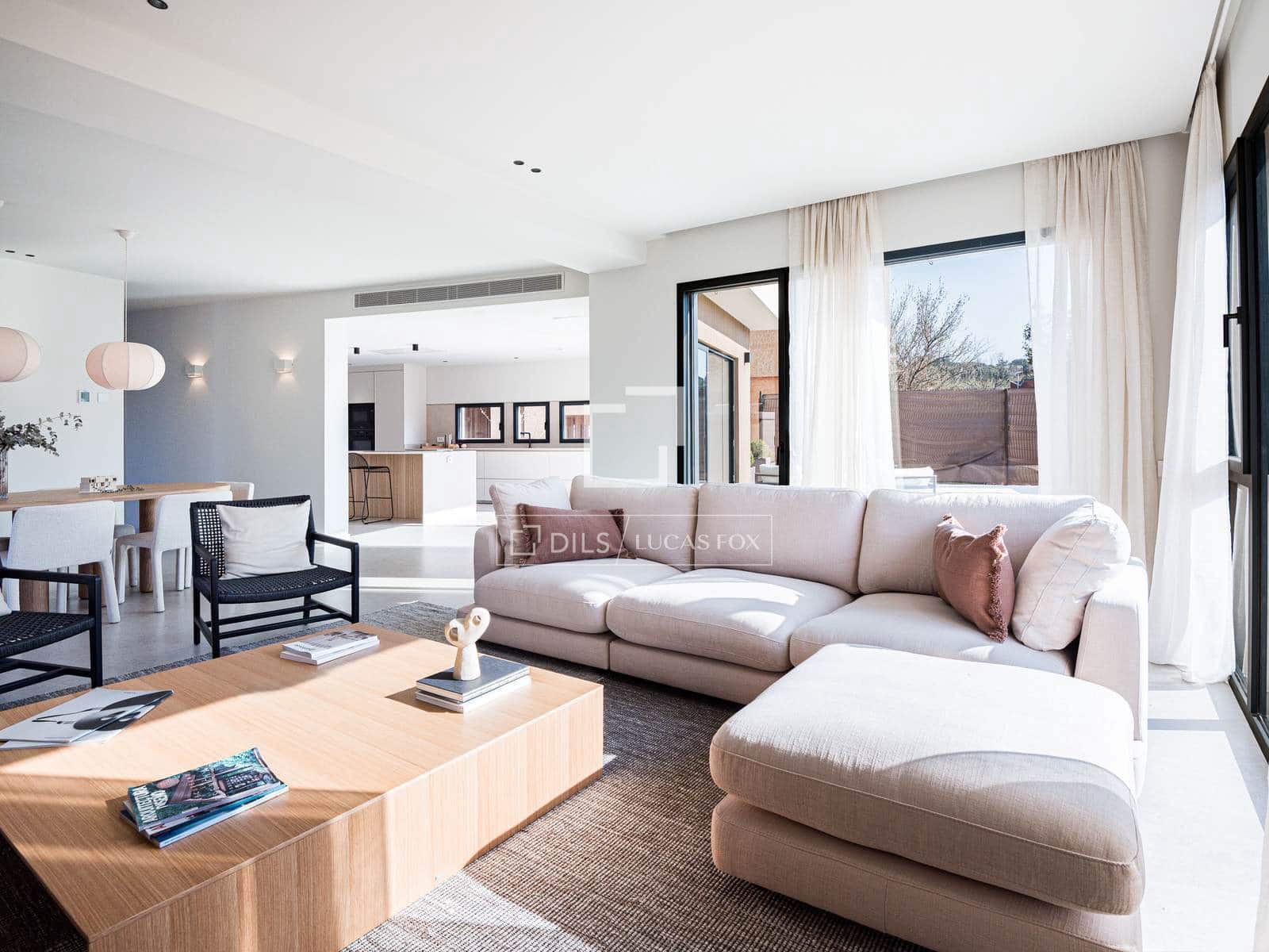 6 soverom Villa til salgs i Sant Cugat del Valles med svømmebasseng garasje - € 2 387 000 (Ref: 8687018)