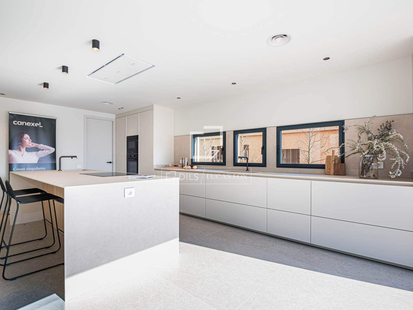 6 soverom Villa til salgs i Sant Cugat del Valles med svømmebasseng garasje - € 2 387 000 (Ref: 8687018)